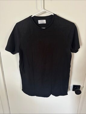 Bershka Black Crewneck Short-Sleeve Tee